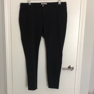 Skinny leg MK pants